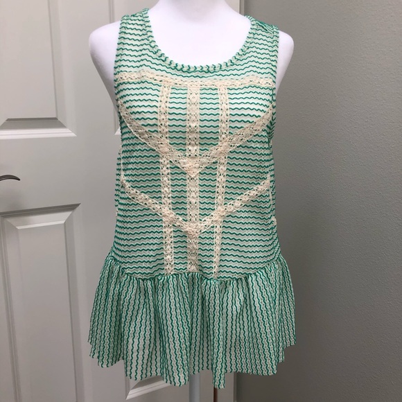 Free People Tops - FREE PEOPLE SLEEVELESS TANK TOP GREEN XS